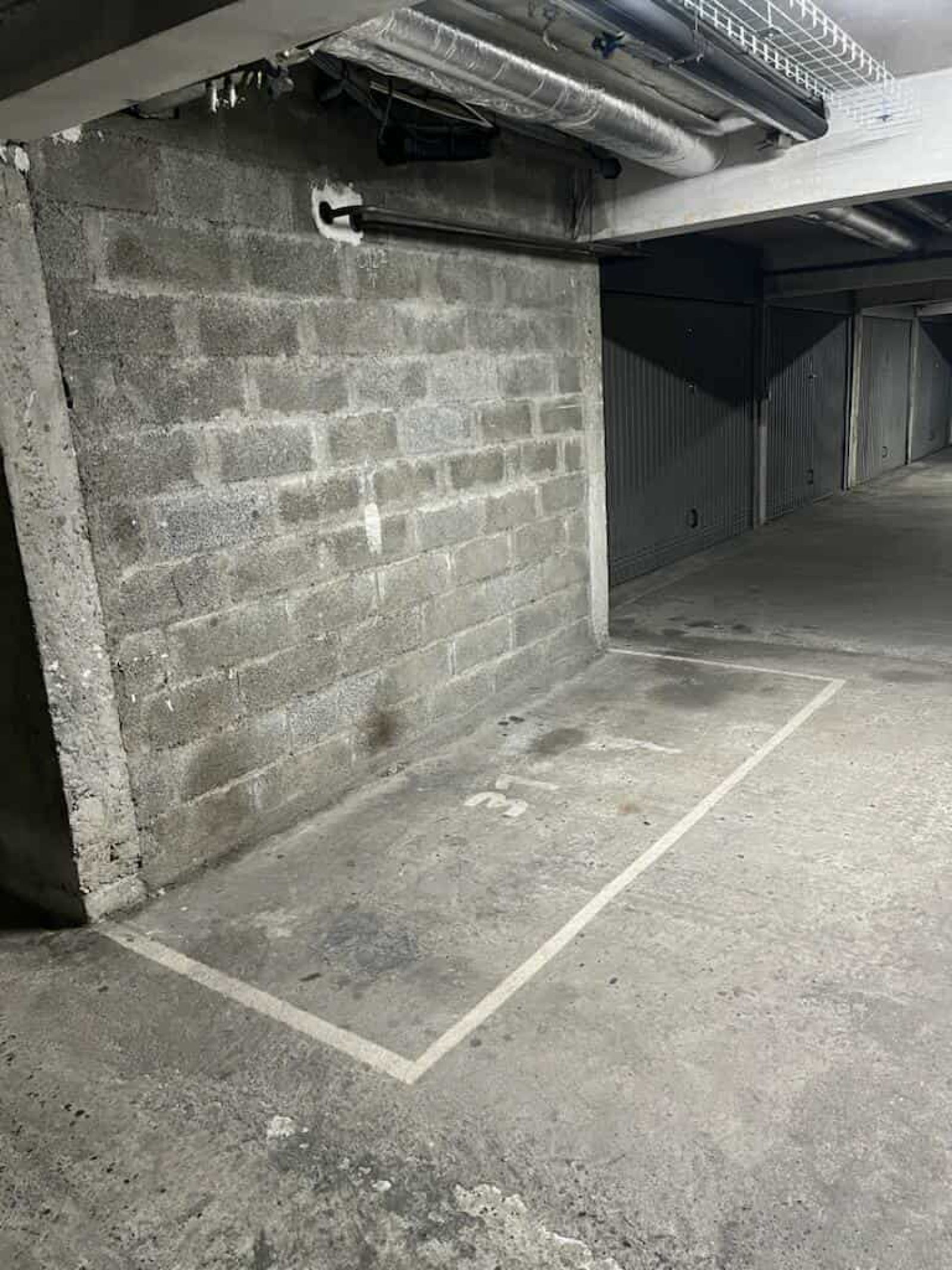 Image_, Parking, Nîmes, ref :SDCLMLR1