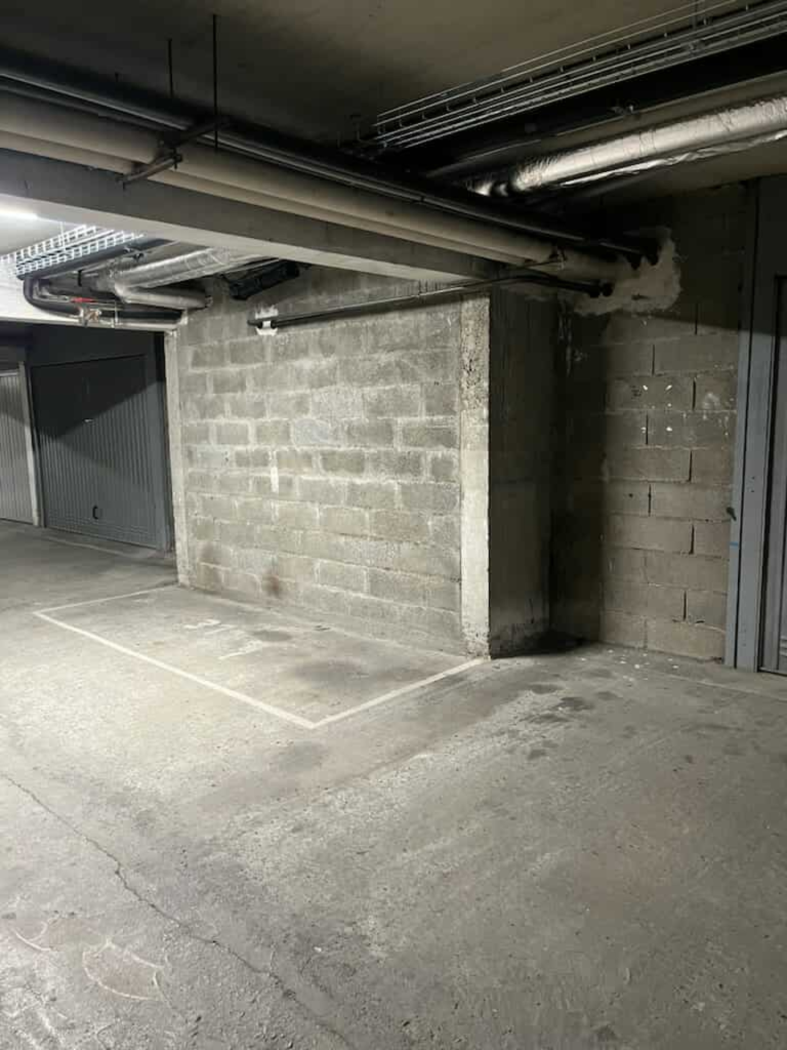 Image_, Parking, Nîmes, ref :SDCLMLR1