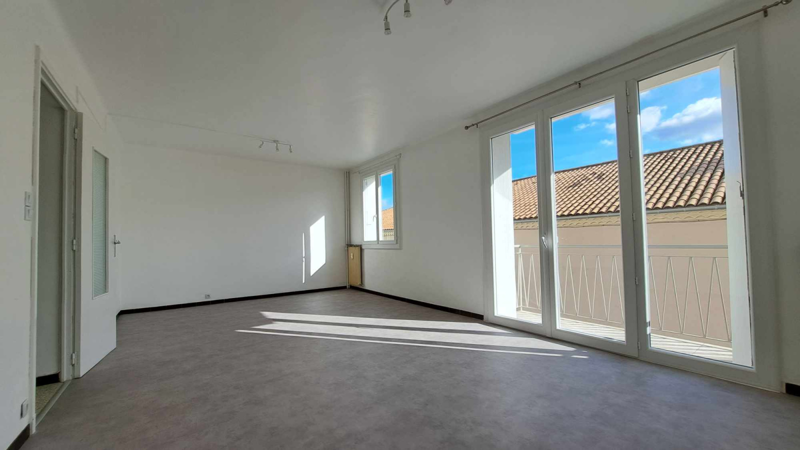 Image_, Appartement, Nîmes, ref :VLY