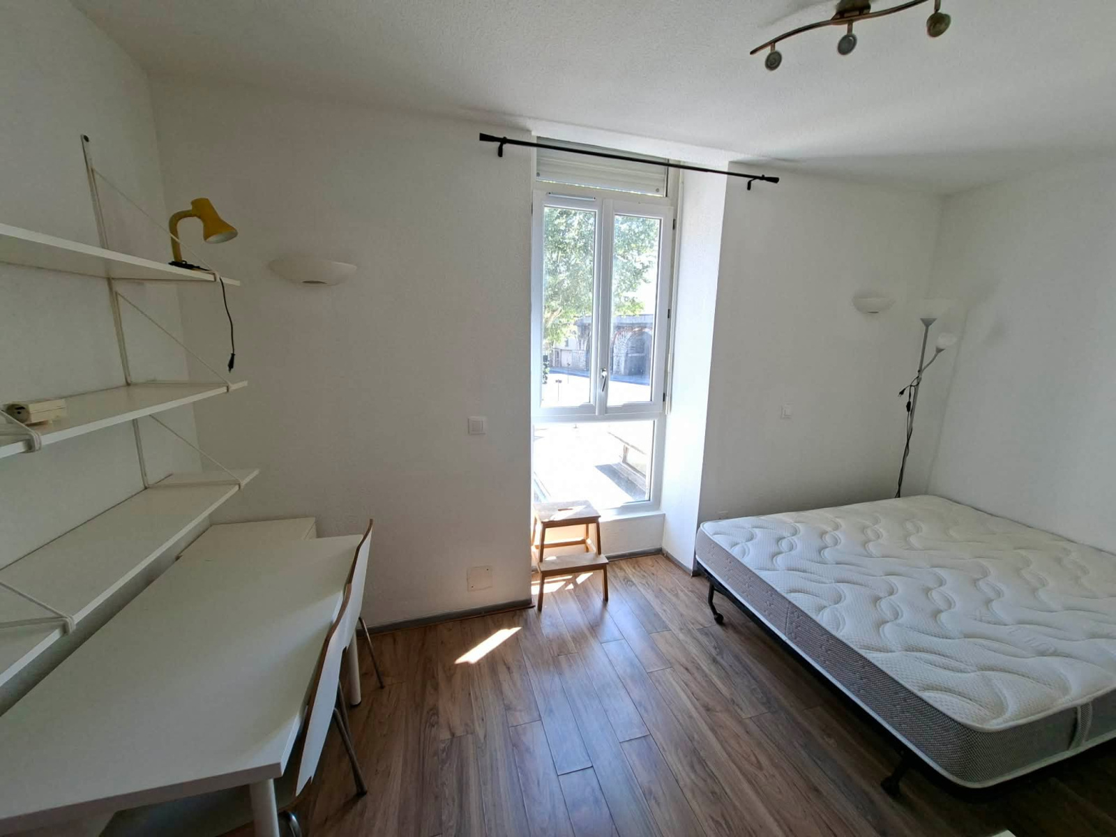 Image_, Studio, Nîmes, ref :FNTN