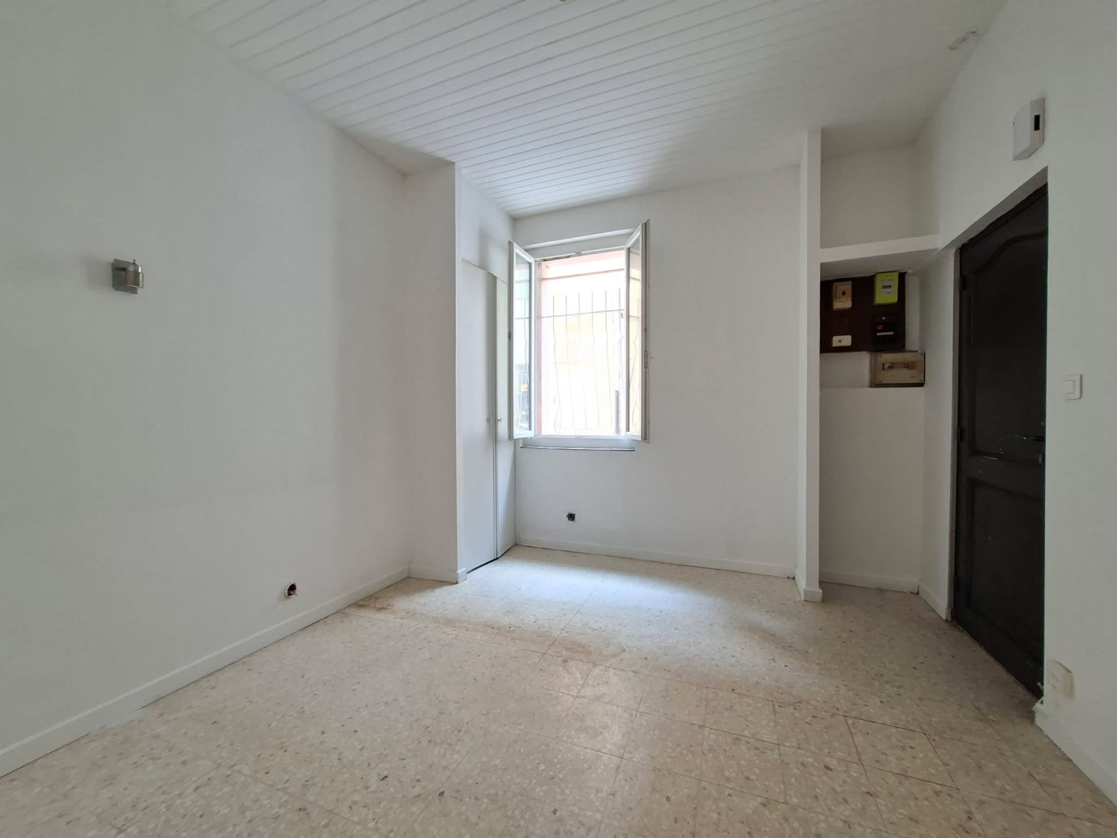 Image_, Immeuble, Nîmes, ref :T812