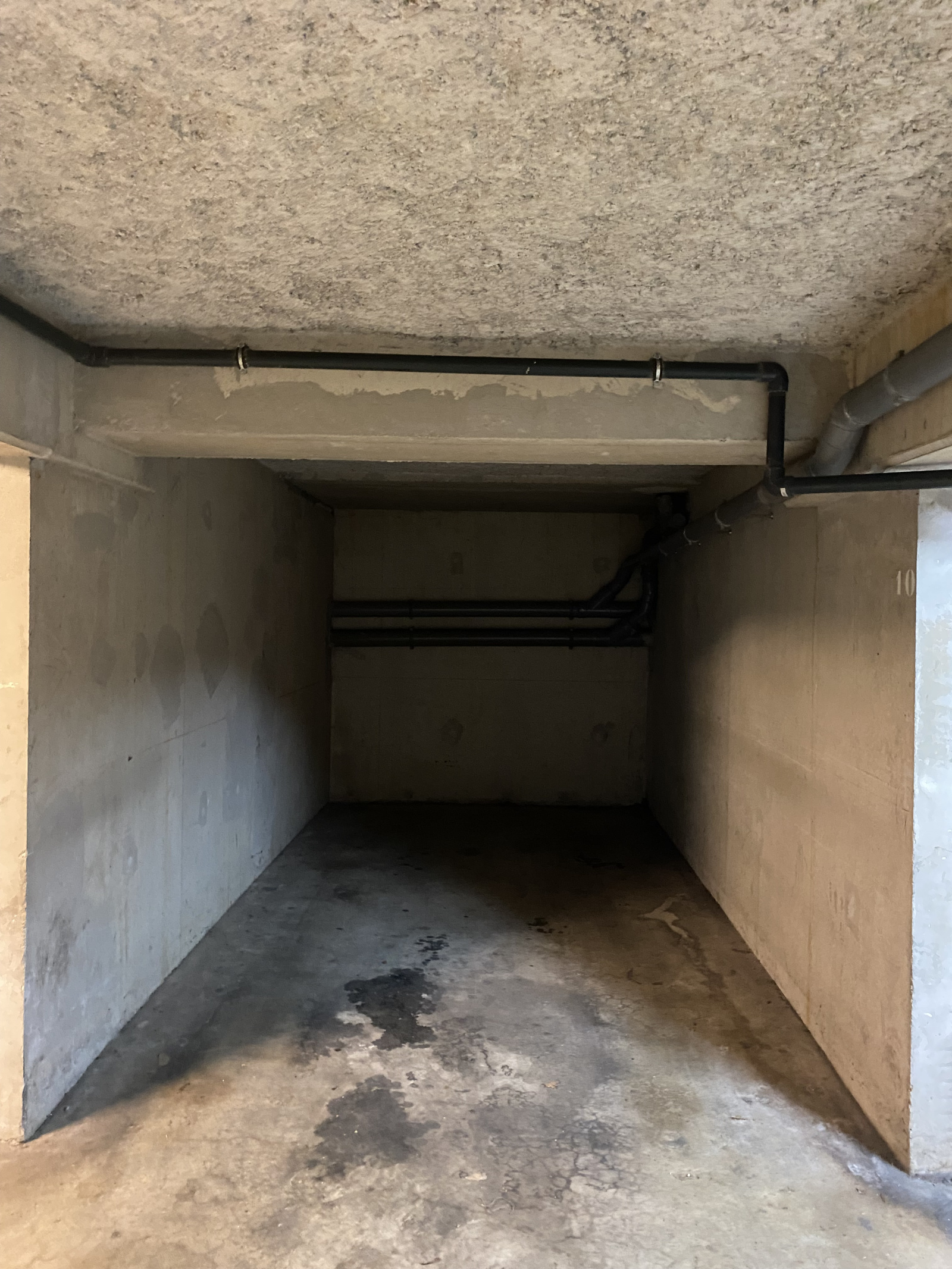 Image_, Parking, Nîmes, ref :SLS1