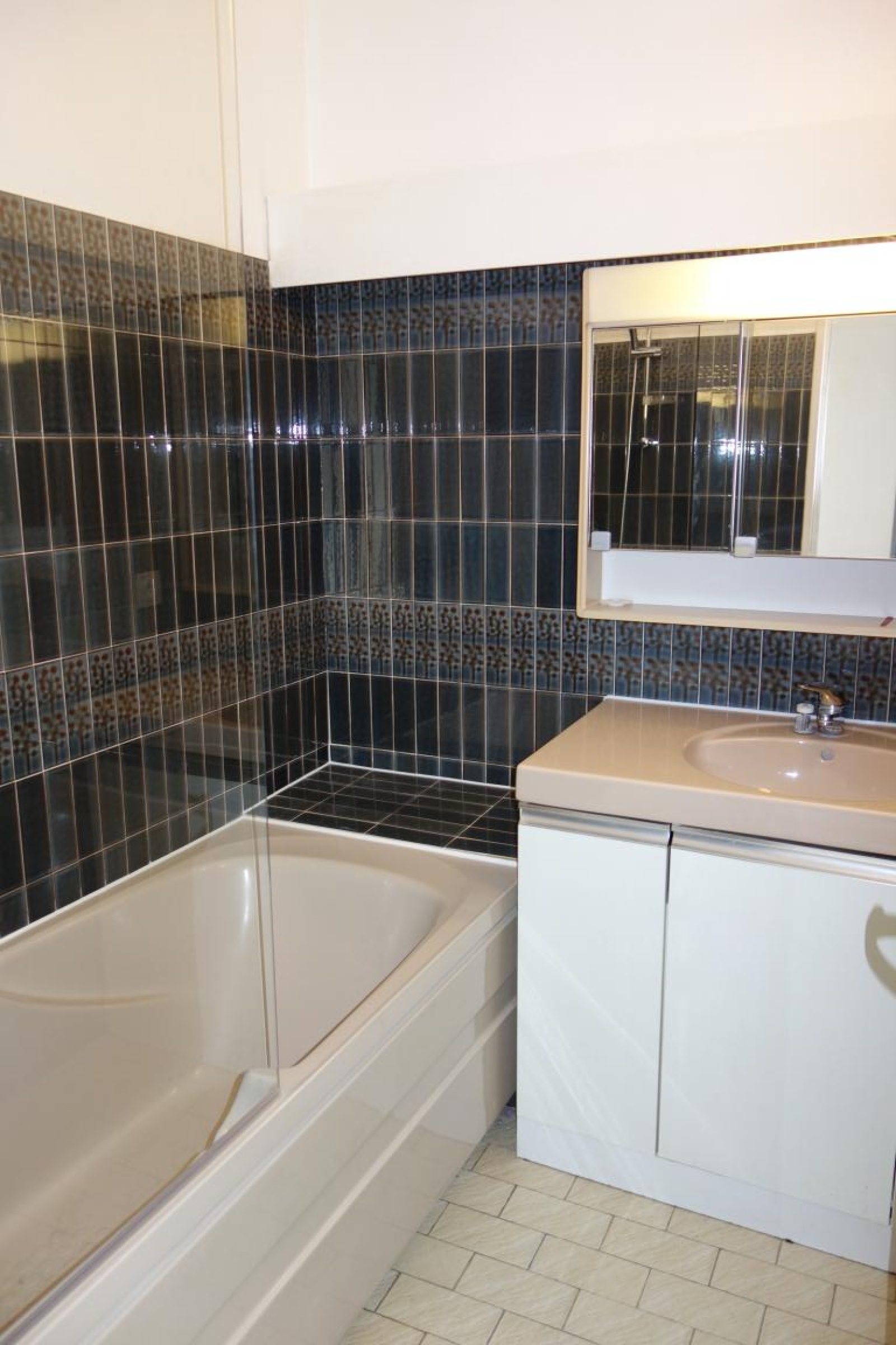 Image_, Appartement, Nîmes, ref :SCHRMN