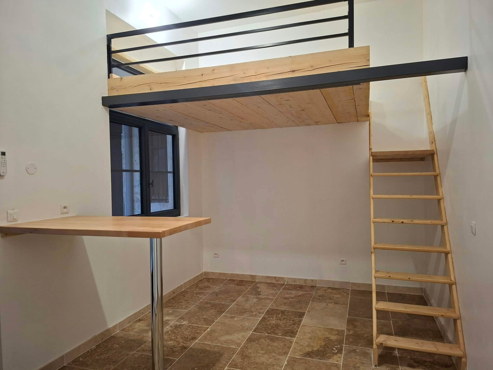 Image_, Studio, Nîmes, ref :813