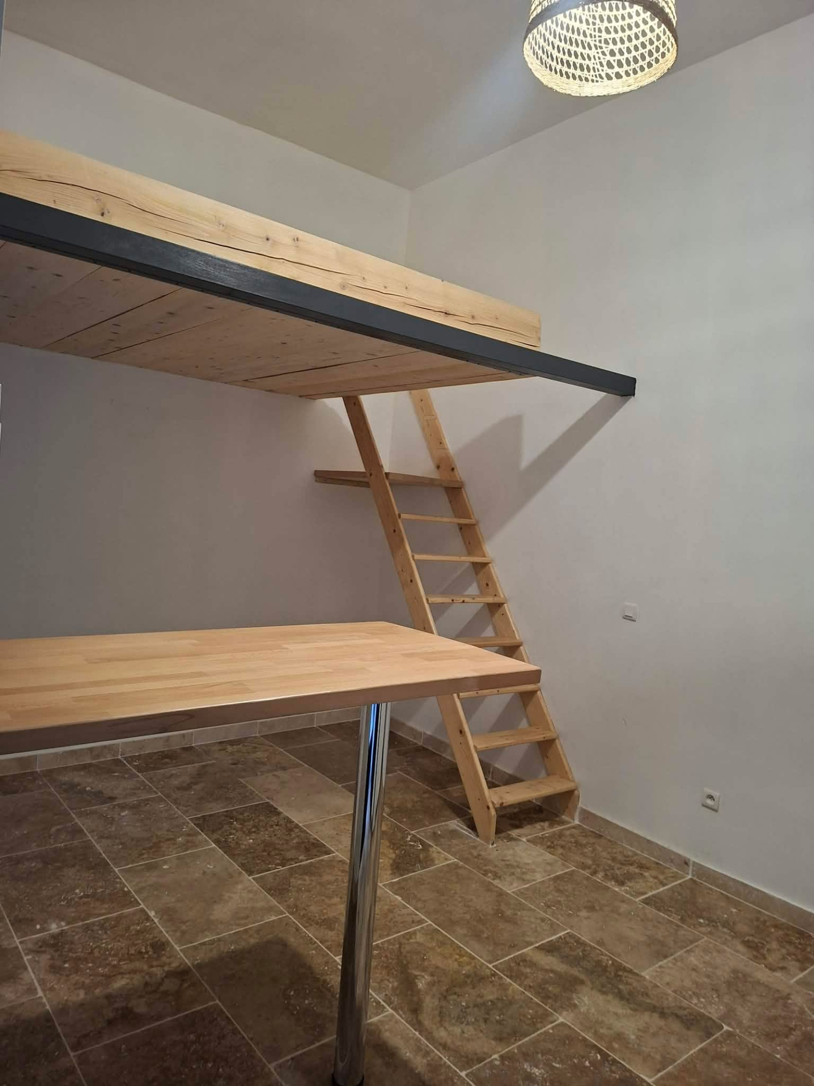 Image_, Studio, Nîmes, ref :813