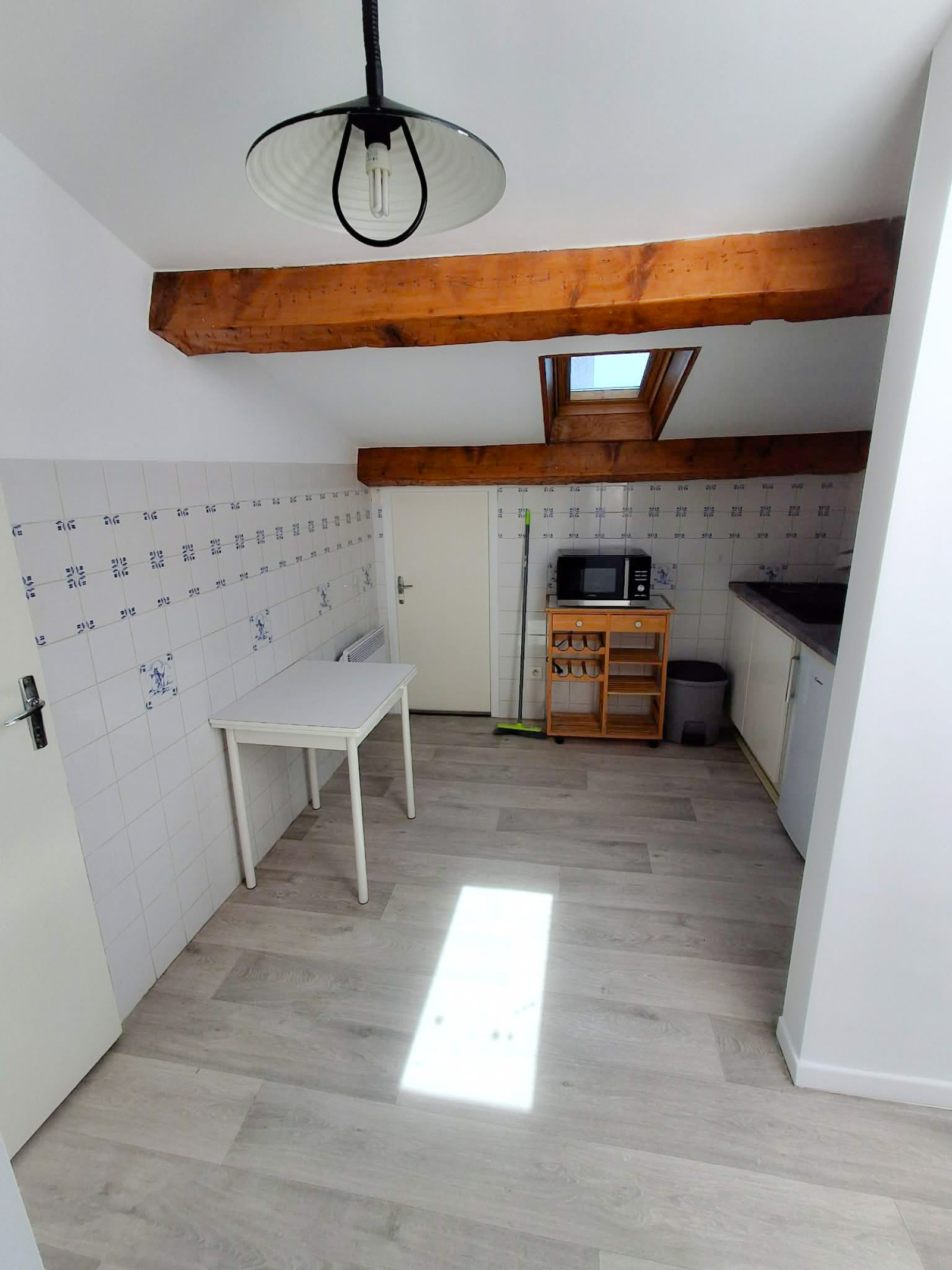 Image_, Studio, Nîmes, ref :PNTLO
