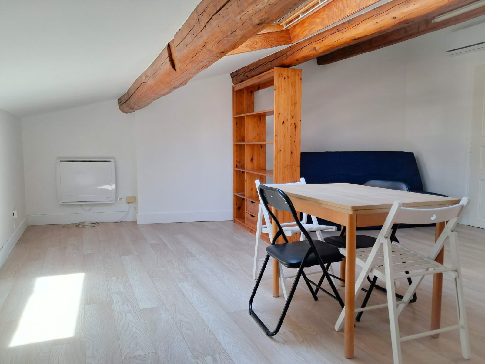 Image_, Studio, Nîmes, ref :PNTLO