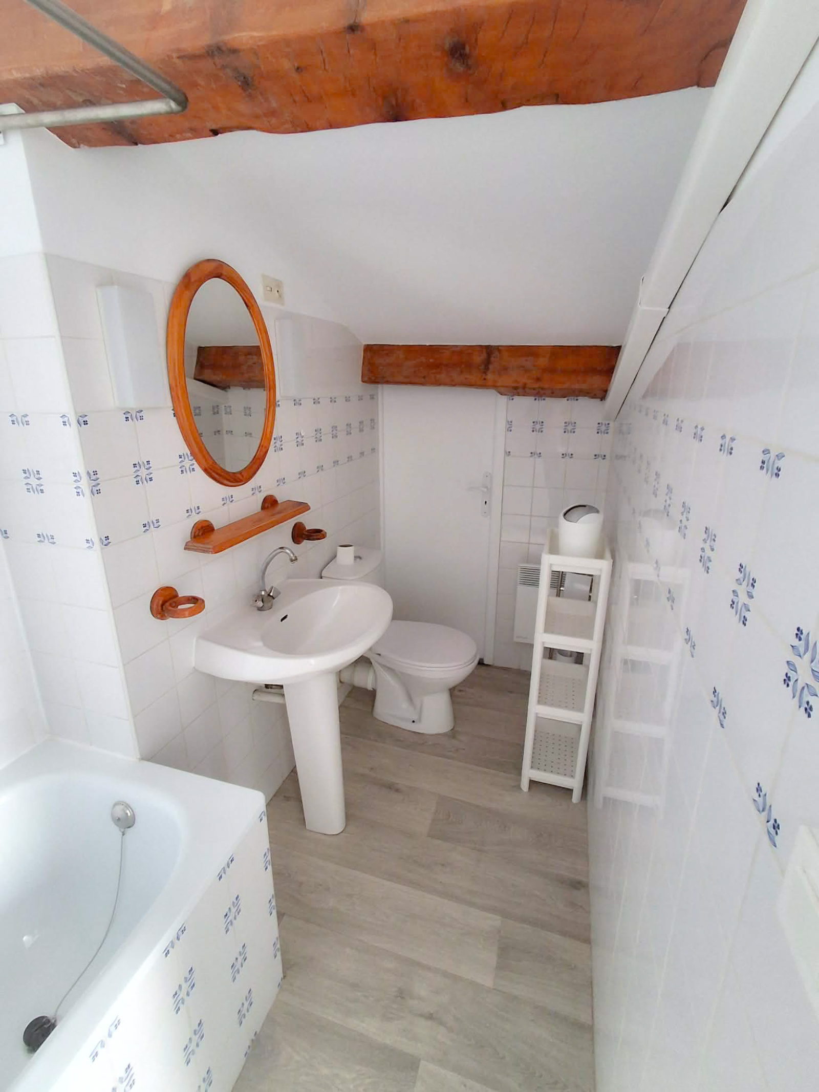 Image_, Studio, Nîmes, ref :PNTLO
